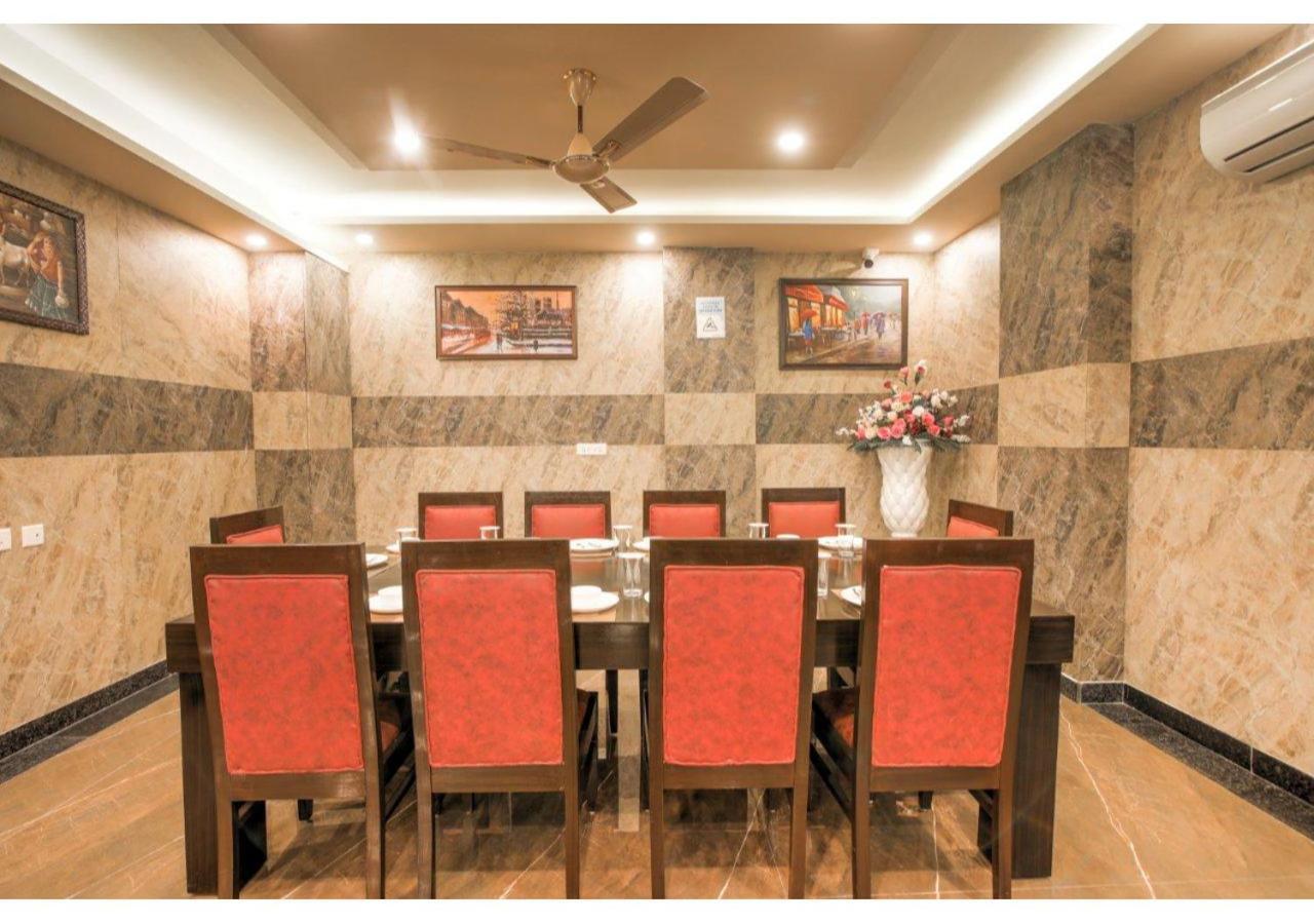 Kusum House Bed and Breakfast Greater Noida Buitenkant foto