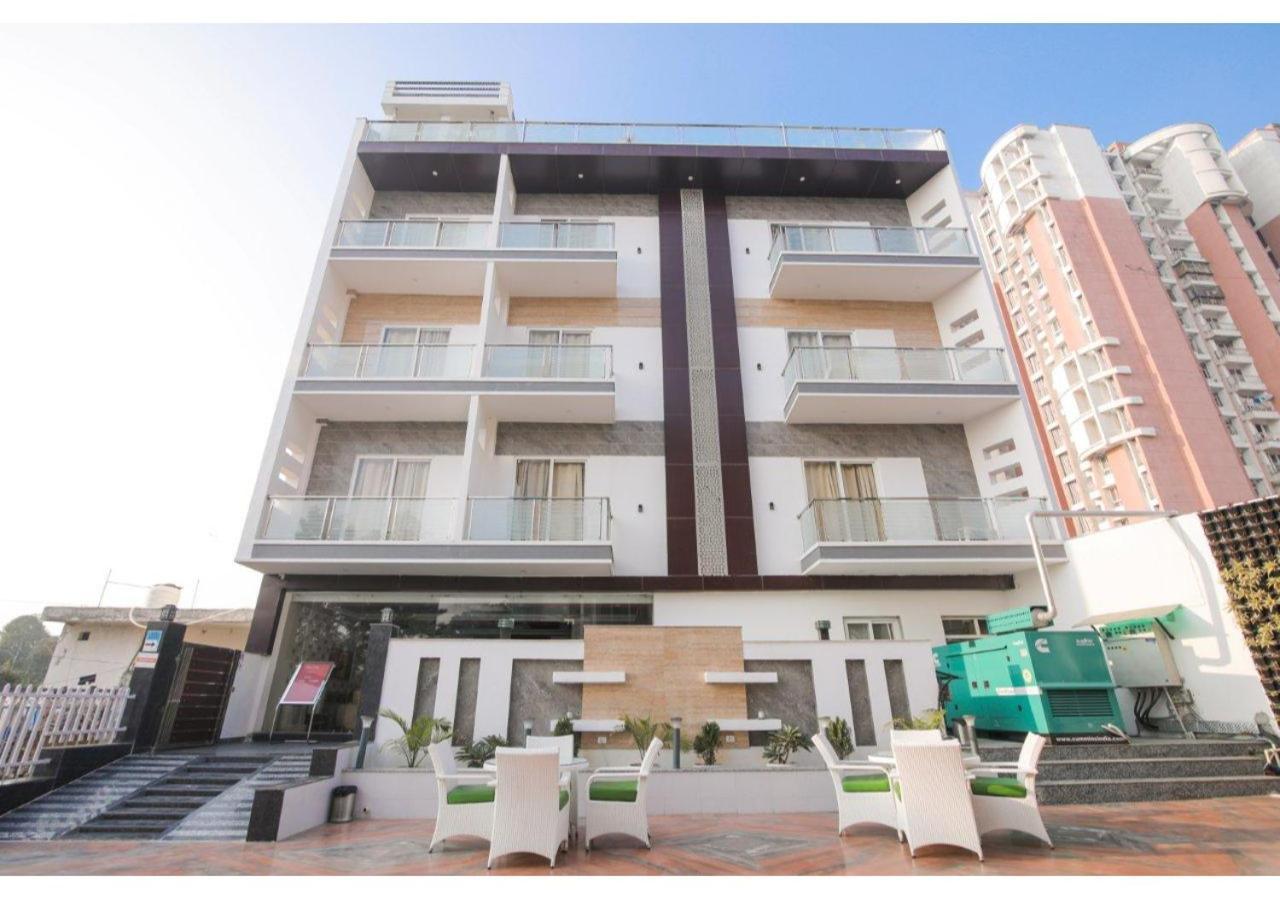 Kusum House Bed and Breakfast Greater Noida Buitenkant foto
